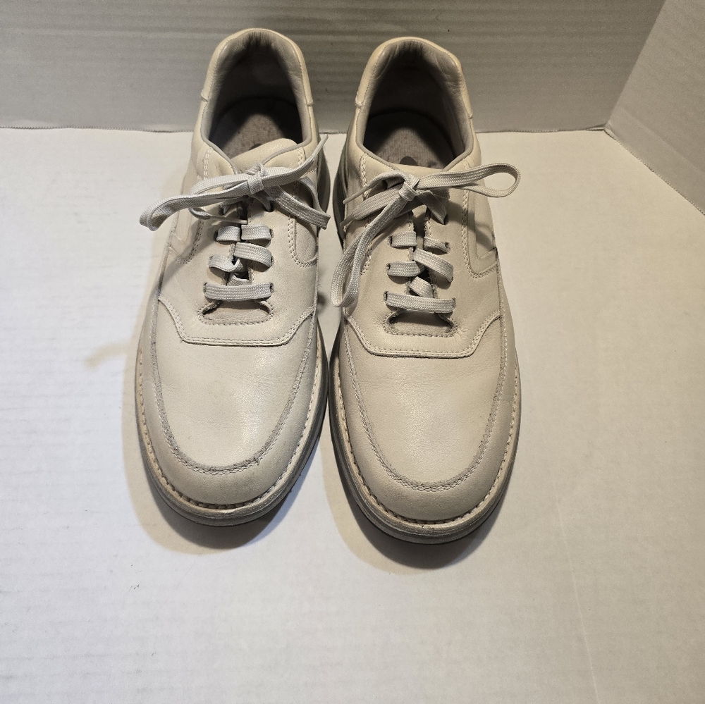 Men casual shoes